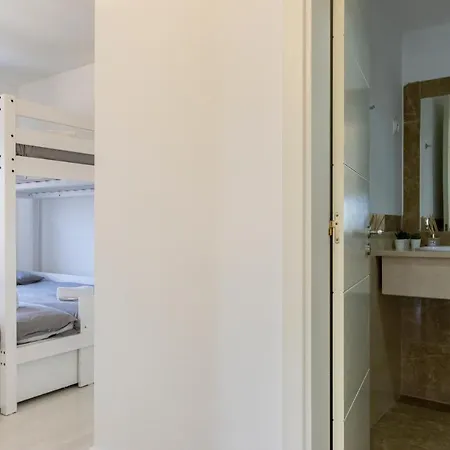 Excellent In Da Rocha Appartement