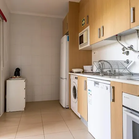 Excellent In Da Rocha Appartement *